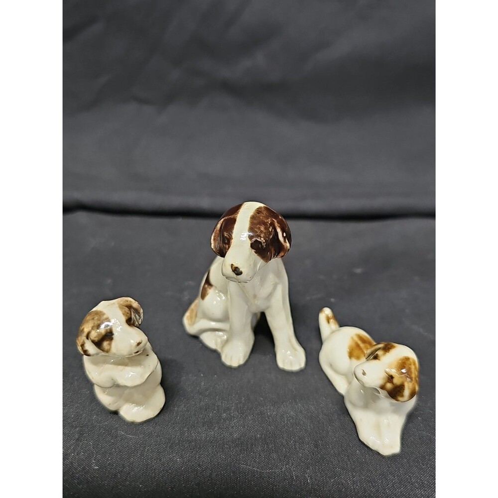 Vintage Bone China Brown & White Dog Figurine 2" With Pups